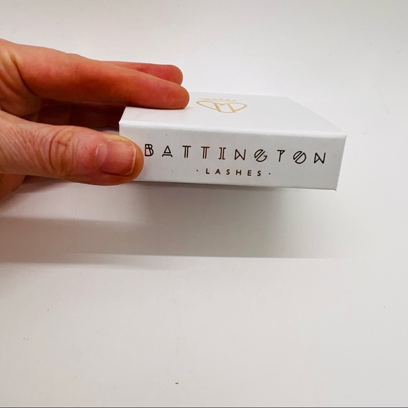 NWT Battington Beauty Monroe Lash with Mini Glue - Picture 4 of 7